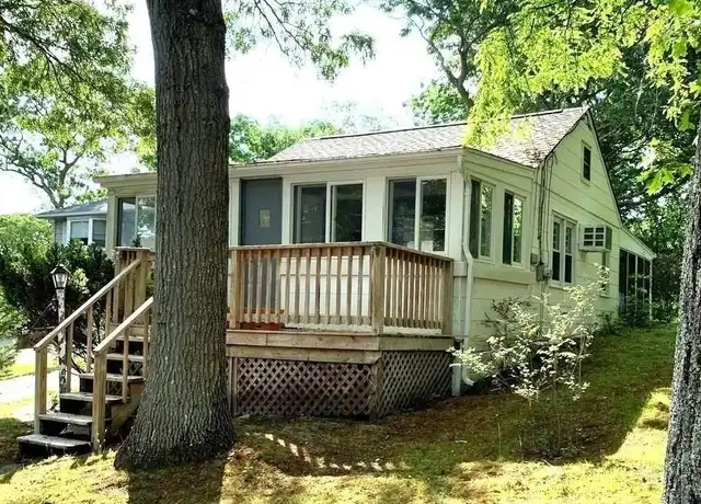 Property at 10 Wickatuck Dr, Sag Harbor, NY, 11963, 2 beds, 1 bath, [object Object]