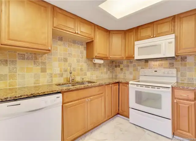 Property at 3836 SE Jefferson St, Stuart, FL, 34997, 2 beds, 2.5 baths, [object Object]