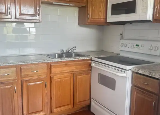 Property at 1575 Boston Ave, Bridgeport, CT, 06610, 1 bed, 1 bath, [object Object]
