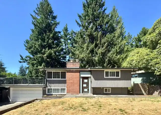Property at 15662 Main St, Bellevue, WA, 98008, 4 beds, 4 baths, [object Object]