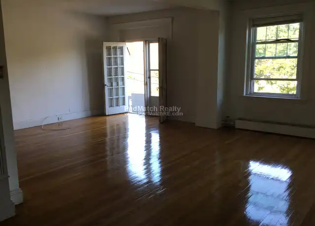 Property at 724 Washington St Unit 2, Brookline, MA, 02445, 5 beds, 1.5 baths, [object Object]