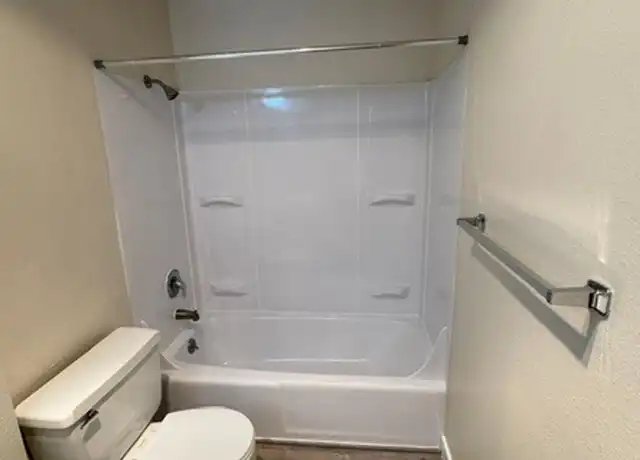 Property at 416 SW 155th St Unit 7, Burien, WA, 98166, 1 bed, 1 bath, [object Object]
