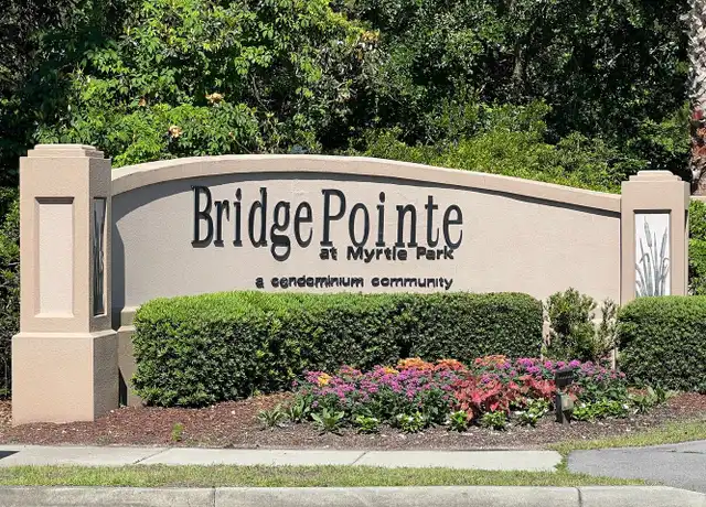 Property at 4924 Bluffton Pkwy, Bluffton, SC, 29910, 3 beds, 3 baths, [object Object]