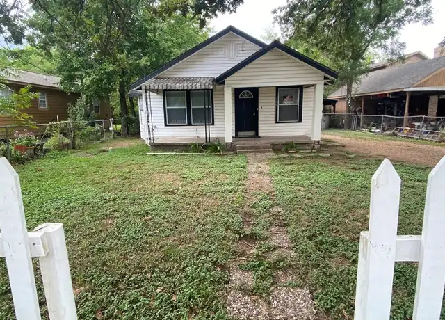 Property at 110 S Peeples St, Navasota, TX, 77868, 3 beds, 1 bath, [object Object]