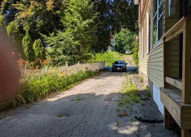 Property at 40 Dresden Ave Unit 2, Gardiner, ME, 04345, 2 beds, 1 bath, [object Object]