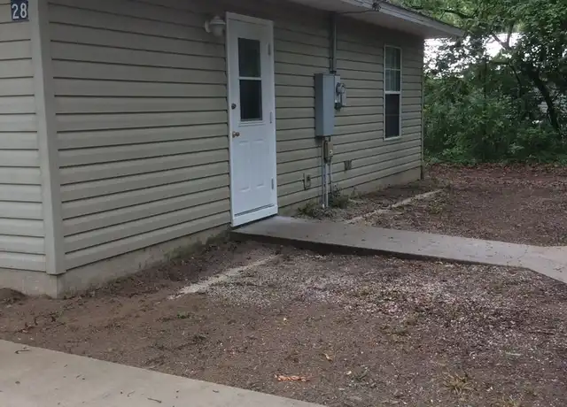 Property at 28 Feather Trl, Crawfordville, FL, 32327, 2 beds, 1 bath, [object Object]