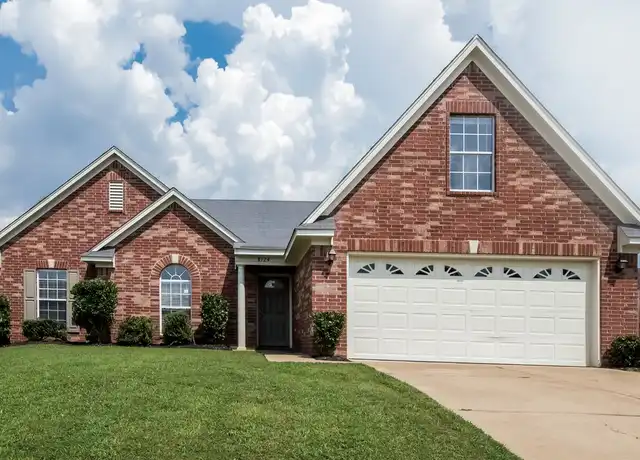 Property at 8124 Loden Cv, Southaven, MS, 38671, 3 beds, 2 baths, [object Object]