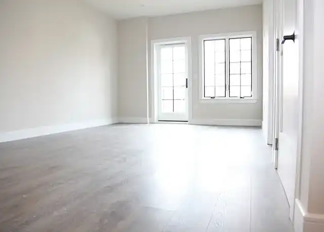 Property at 3038 Steinway St, Astoria, NY, 11103, 1 bed, 1 bath, [object Object]