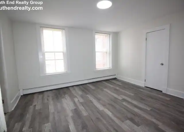 Property at 7 Putnam St, Somerville, MA, 02143, 2 beds, 1 bath, [object Object]