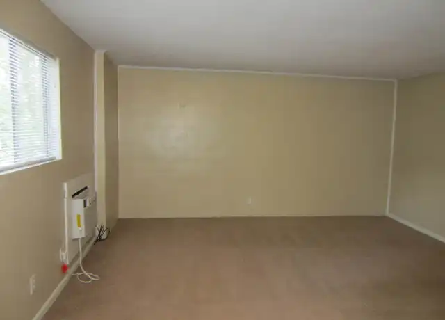 Property at 100 Lankford Cir Unit C8, Valdosta, GA, 31601, 1 bed, 1 bath, [object Object]