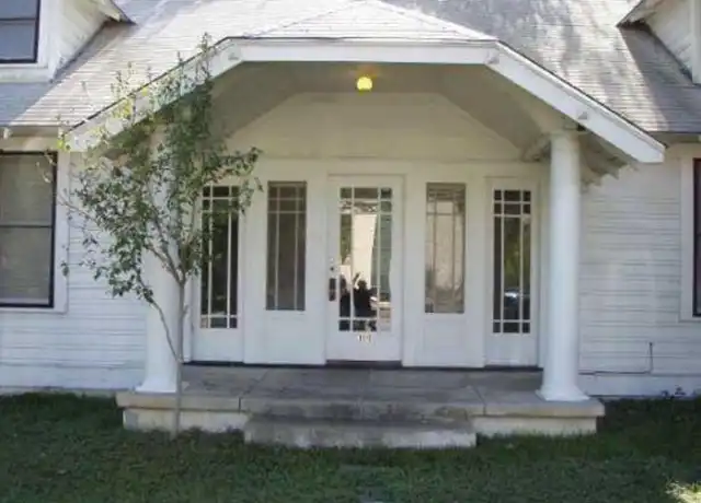 Property at 309 E 34th St, Austin, TX, 78705, 5 beds, 2 baths, [object Object]