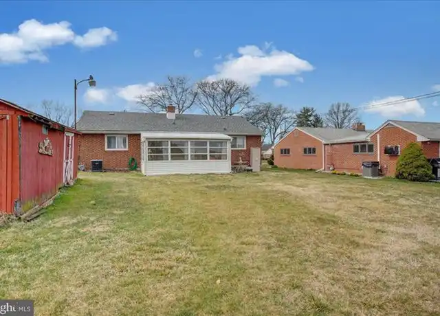 Property at 15 Virginia Ave, Reading Station, PA, 19606, 3 beds, 1 bath, [object Object]