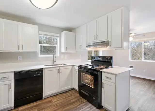 Property at 14155 S Beavercreek Rd Unit 213, Oregon City, OR, 97045, 2 beds, 2 baths, [object Object]