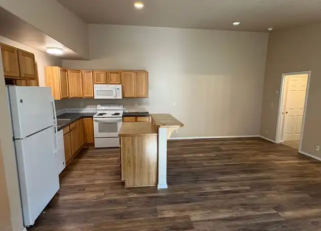 Property at 16698 Shaw Pine Ct, La Pine, OR, 97739, 3 beds, 2 baths, [object Object]
