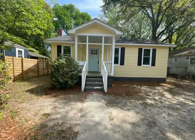 Property at 2729 E Surrey Dr, North Charleston, SC, 29405, 4 beds, 2 baths, [object Object]