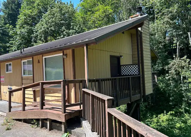 Property at 134 Inglewood Dr Unit A, Longview, WA, 98632, 2 beds, 2 baths, [object Object]