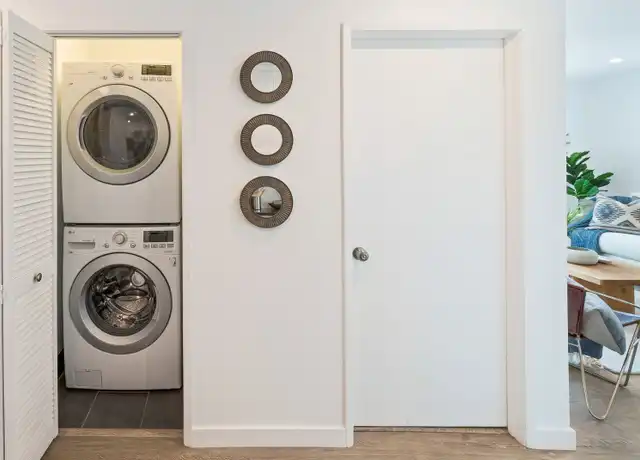 Property at 1532 E 2nd St, Long Beach, CA, 90802, 0 beds, 1 bath, [object Object]