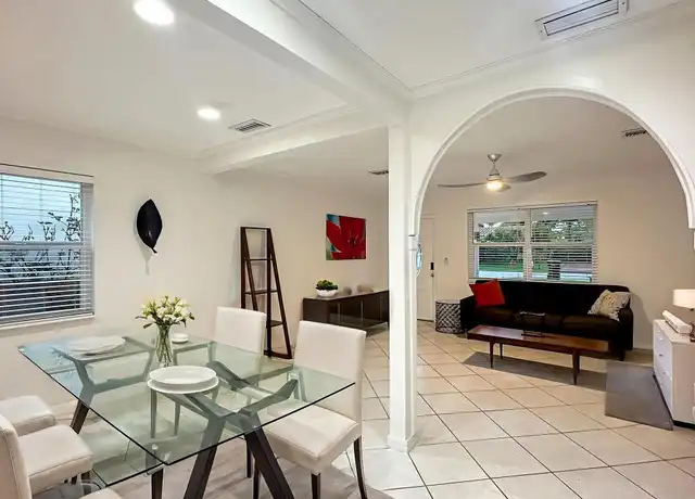 Property at 1613 NW 4th Ave, Fort Lauderdale, FL, 33311, 2 beds, 1 bath, [object Object]