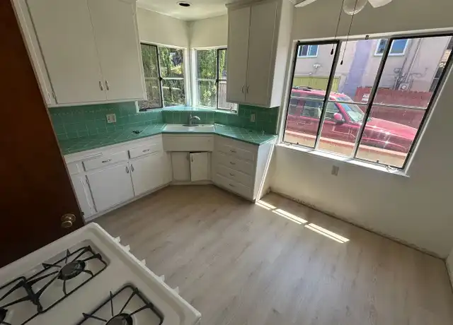 Property at 113 W Rosslynn Ave Unit 115, Fullerton, CA, 92832, 2 beds, 1 bath, [object Object]