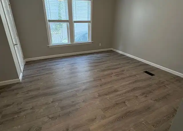 Property at 11 Pleasant St Unit 13A, Beverly, MA, 01915, 2 beds, 1 bath, [object Object]