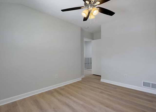Photo of 7907 Wallace Rd, Dundalk, MD 21222