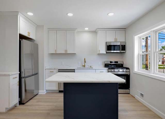 Photo of 7907 Wallace Rd, Dundalk, MD 21222