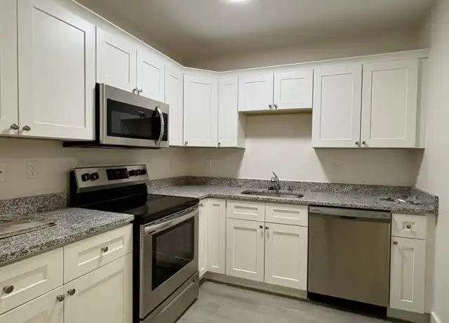 Property at 267 Broadway, Chelsea, MA, 02150, 1 bed, 1 bath, [object Object]