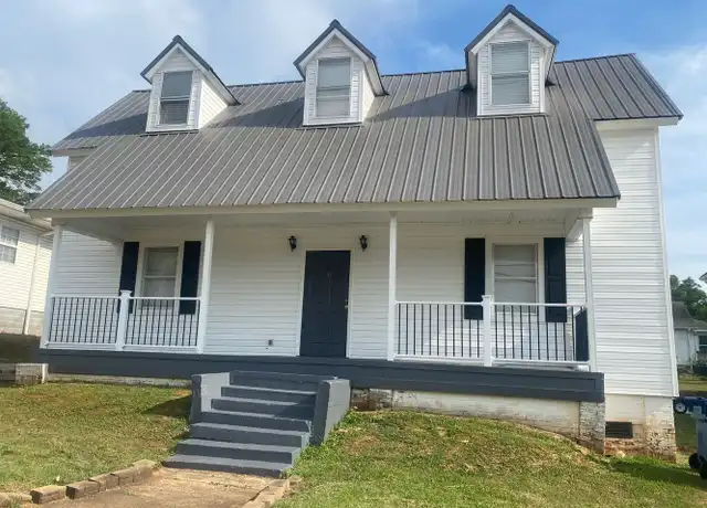Property at 204 College St SW Unit 1, Jacksonville, AL, 36265, 2 beds, 1 bath, [object Object]