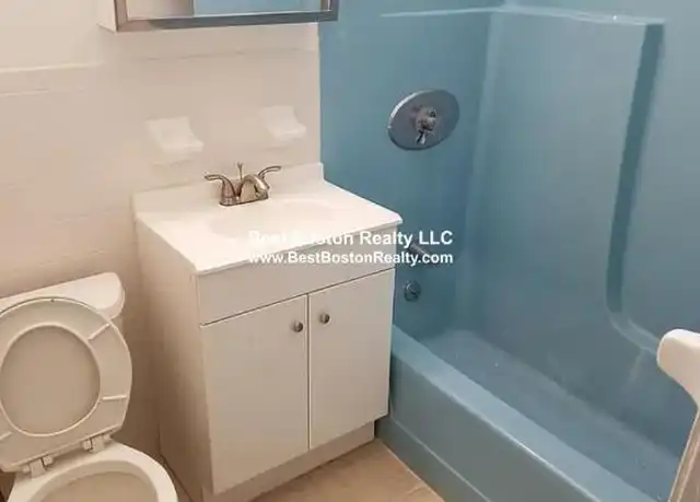 Property at 216 Revere Beach Pkwy, Chelsea, MA, 02150, 1 bed, 1 bath, [object Object]