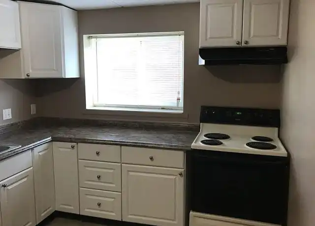 Property at 71 Hancock St Unit 3, Braintree, MA, 02184, 2 beds, 1 bath, [object Object]