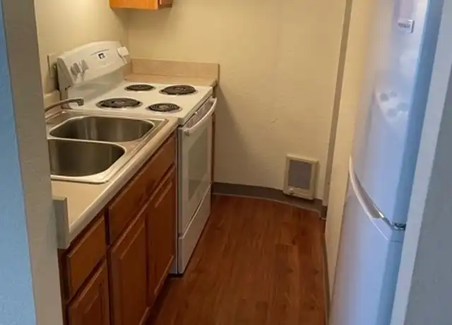Property at 331 W Main St Unit 209, Waukesha, WI, 53186, 1 bed, 1 bath, [object Object]