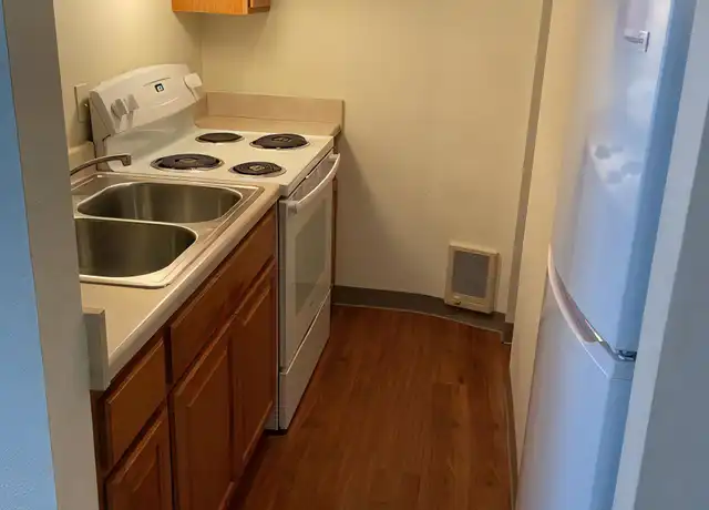 Property at 331 W Main St Unit 209, Waukesha, WI, 53186, 1 bed, 1 bath, [object Object]