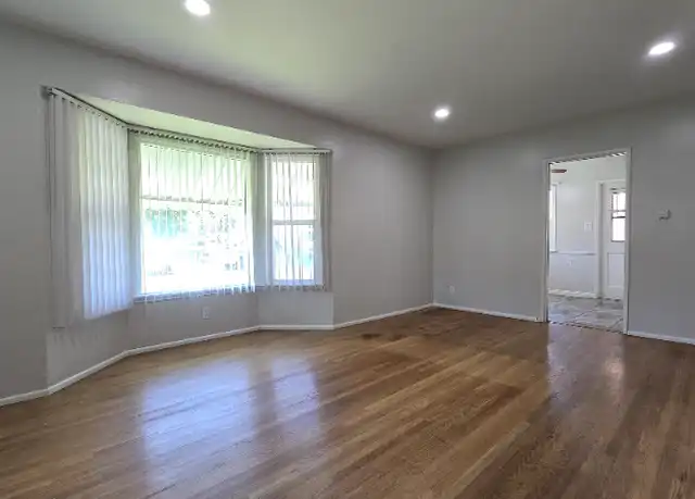 Property at 204 S 2nd Ave Unit 204, Arcadia, CA, 91006, 2 beds, 1 bath, [object Object]