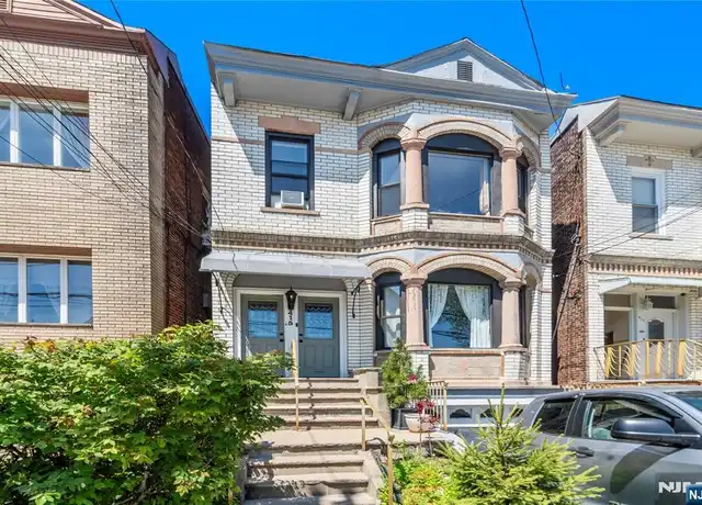 Property at 415 Gregory Ave Unit 2, Weehawken Township, NJ, 07086, 4 beds, 1 bath, [object Object]