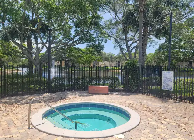 Property at 671 Cypress Lake Blvd Unit G21, Deerfield Beach, FL, 33064, 1 bed, 1 bath, [object Object]