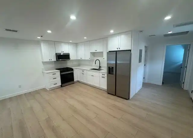 Property at 8203 Greenbush Ave, Panorama City, CA, 91402, 1 bed, 1 bath, [object Object]