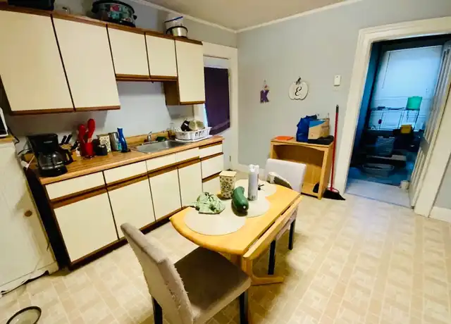 Property at 1526 5th Ave Unit 2nd Floor, Watervliet, NY, 12189, 1 bed, 1 bath, [object Object]