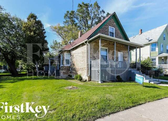 Photo of 542 Oak St, Waukegan, IL 60085