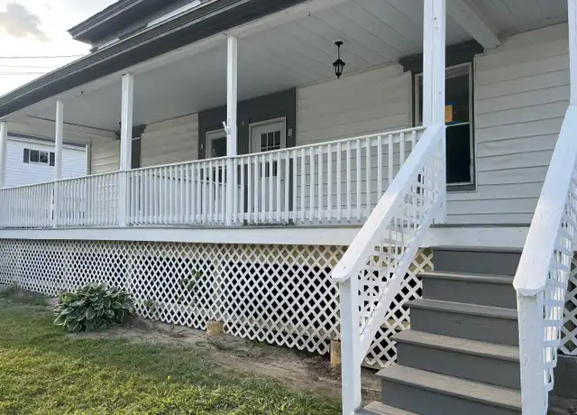 Property at 8 Jordan St Unit 8B, Berwick, ME, 03901, 4 beds, 1 bath, [object Object]