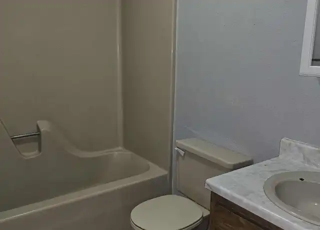 Property at 207 Country Villa Ln, St Robert, MO, 65584, 2 beds, 1 bath, [object Object]