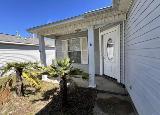 Property at 7610 Chablis Cir, Navarre, FL, 32566, 2 beds, 2 baths, [object Object]
