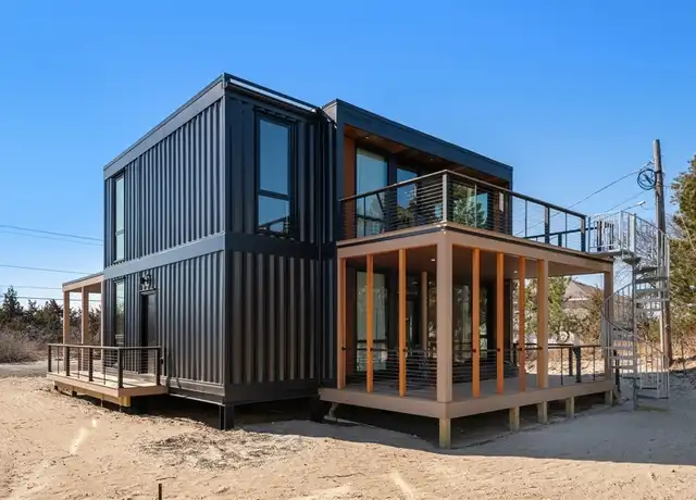 Property at 41B Wingaersheek Rd Unit 1, Gloucester, MA, 01930, 2 beds, 2 baths, [object Object]