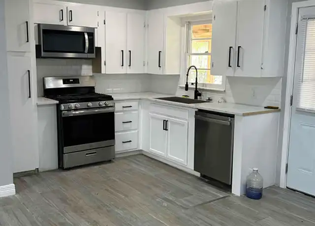Property at 2019 Alison Ave, Bossier City, LA, 71112, 3 beds, 1 bath, [object Object]
