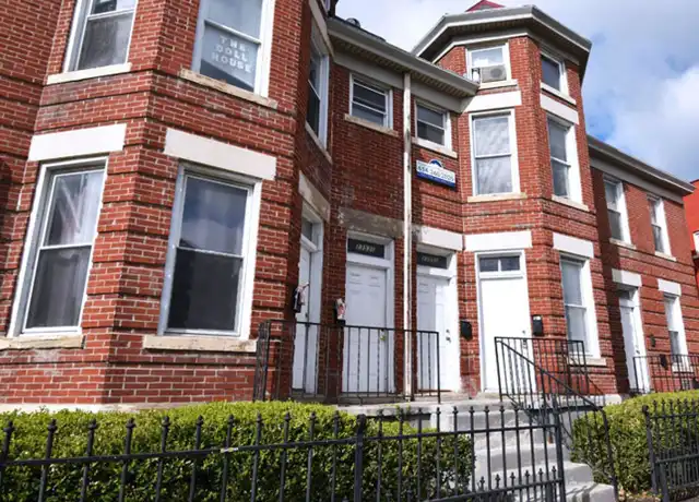 Property at 2351-2357 N High St Unit 2357, Columbus, OH, 43202, 1 bed, 1 bath, [object Object]