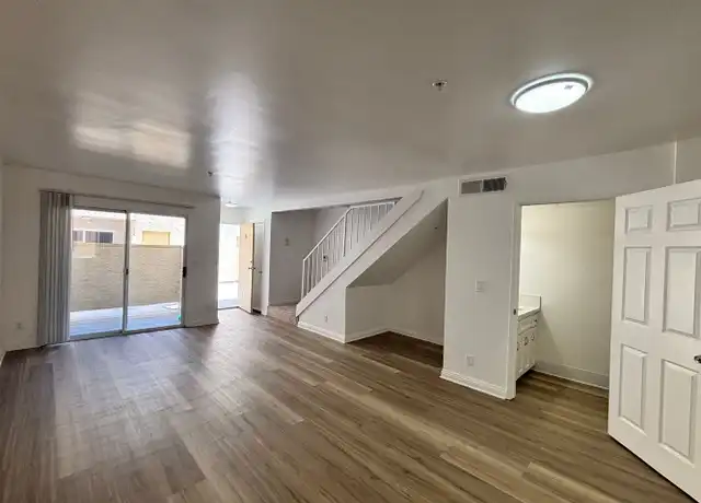 Property at 16033 Vanowen St Unit 105, Van Nuys, CA, 91406, 2 beds, 2.5 baths, [object Object]