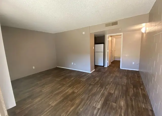 Photo of 6230 Indian School Rd NE, Albuquerque, NM 87110