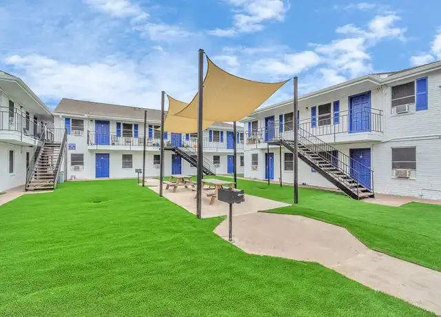 Property at 11211 S Post Oak Rd, Houston, TX, 77035, 1 bed, 1 bath, [object Object]