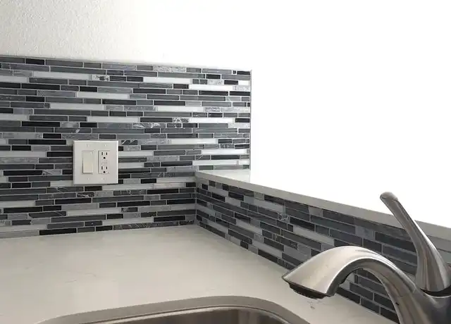 Property at 5555 Harold Way, Los Angeles, CA, 90028, 1 bed, 1 bath, [object Object]