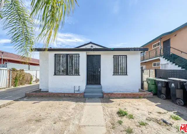 Property at 426 E Century Blvd, Los Angeles, CA, 90003, 3 beds, 1 bath, [object Object]