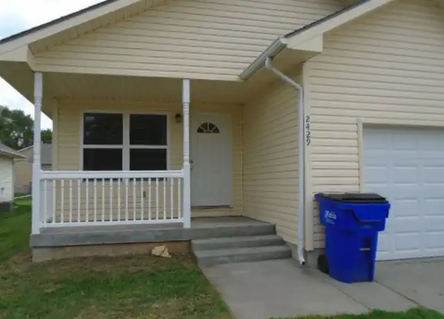 Property at 2429 Deerfield Blvd, Junction City, KS, 66441, 3 beds, 2 baths, [object Object]